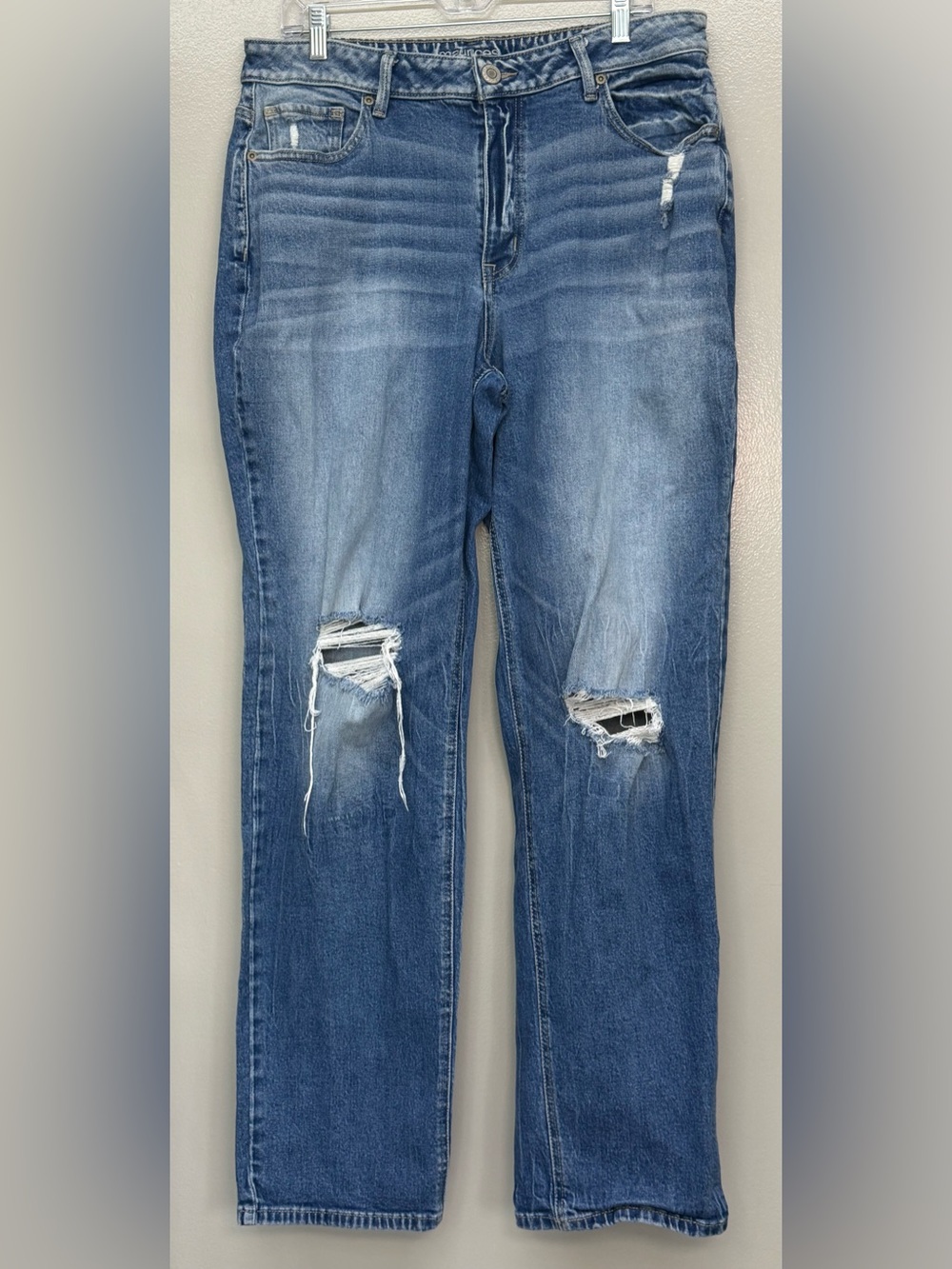 Maurices Distressed Super High Rise Straight-Leg Jeans size 18 Long EUC